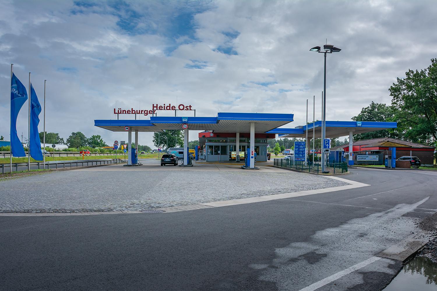 Autobahntankstelle Lüneburger Heide Ost - BAB 7 Niedersachsen