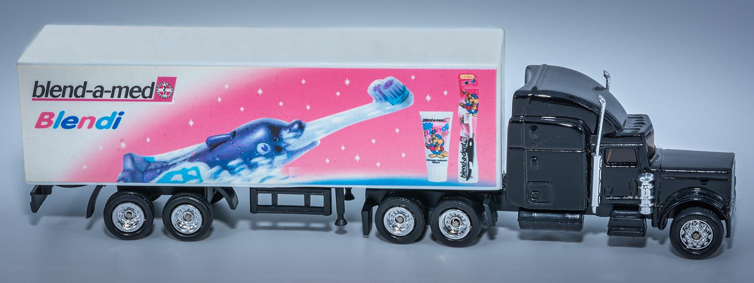 blend-a-med - Werbetruck