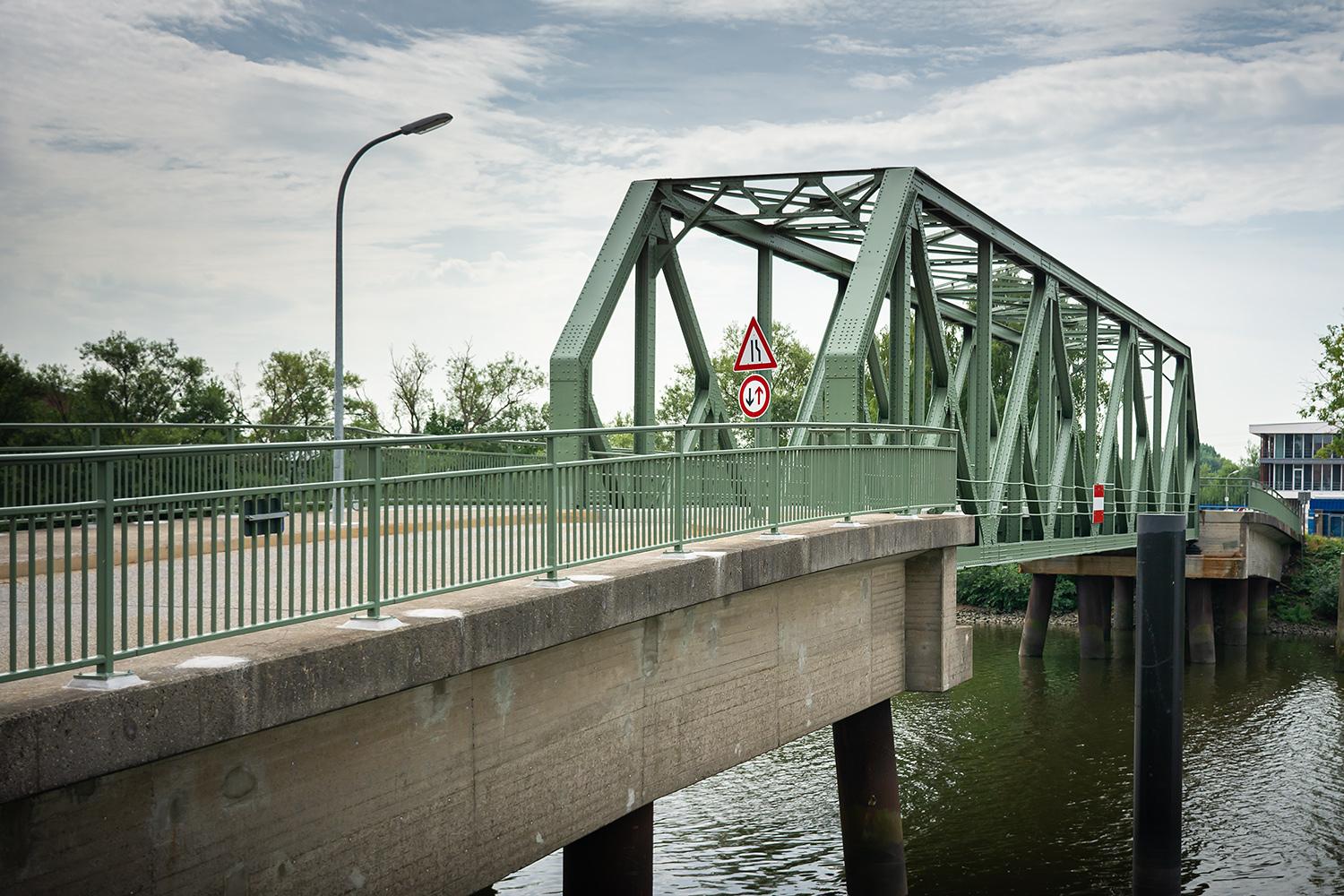 Brandenburger Brücke im Hamburger Hafen