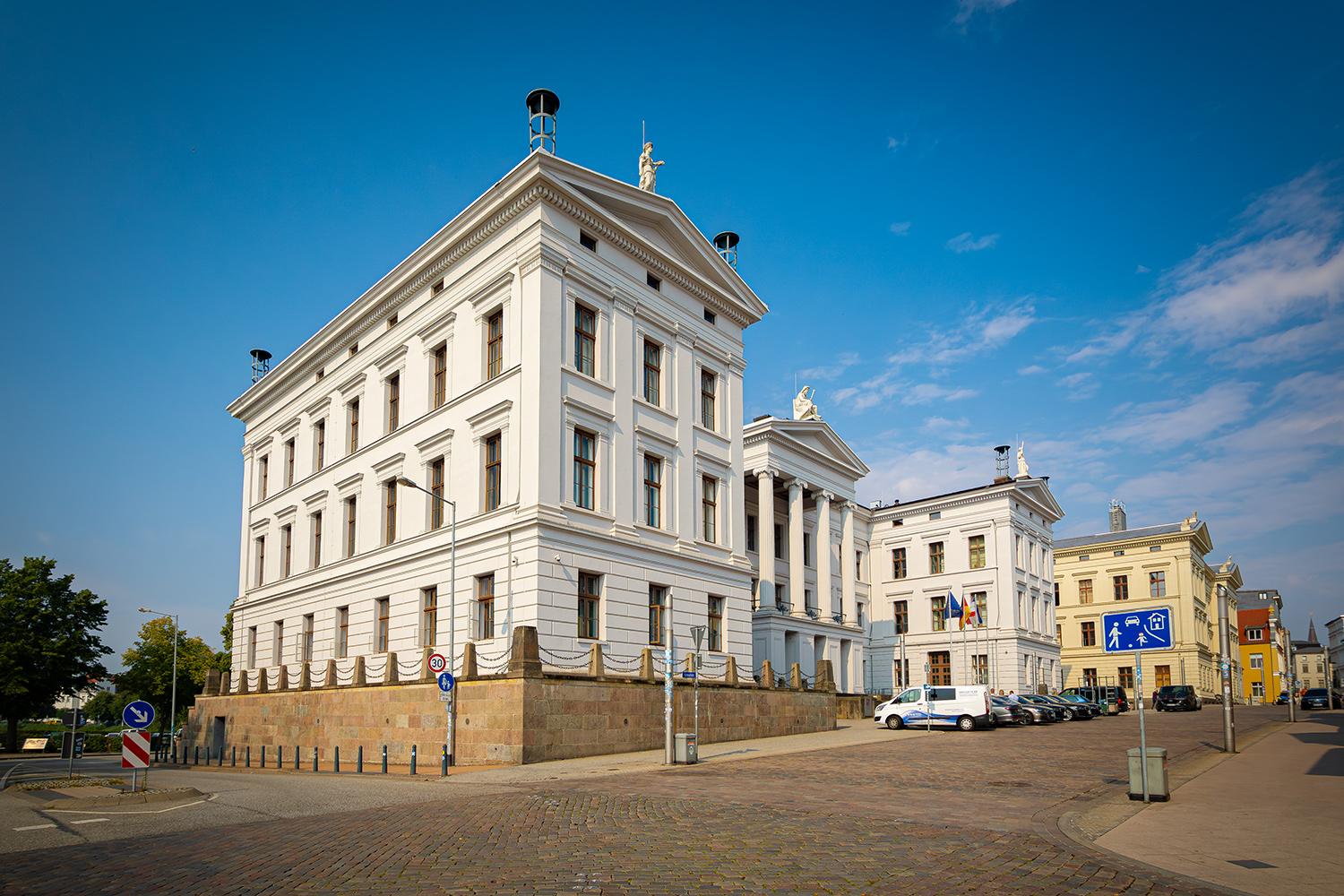 Ehemalige Kollegiengebäude in Schwerin - Mecklenburg-Vorpommern