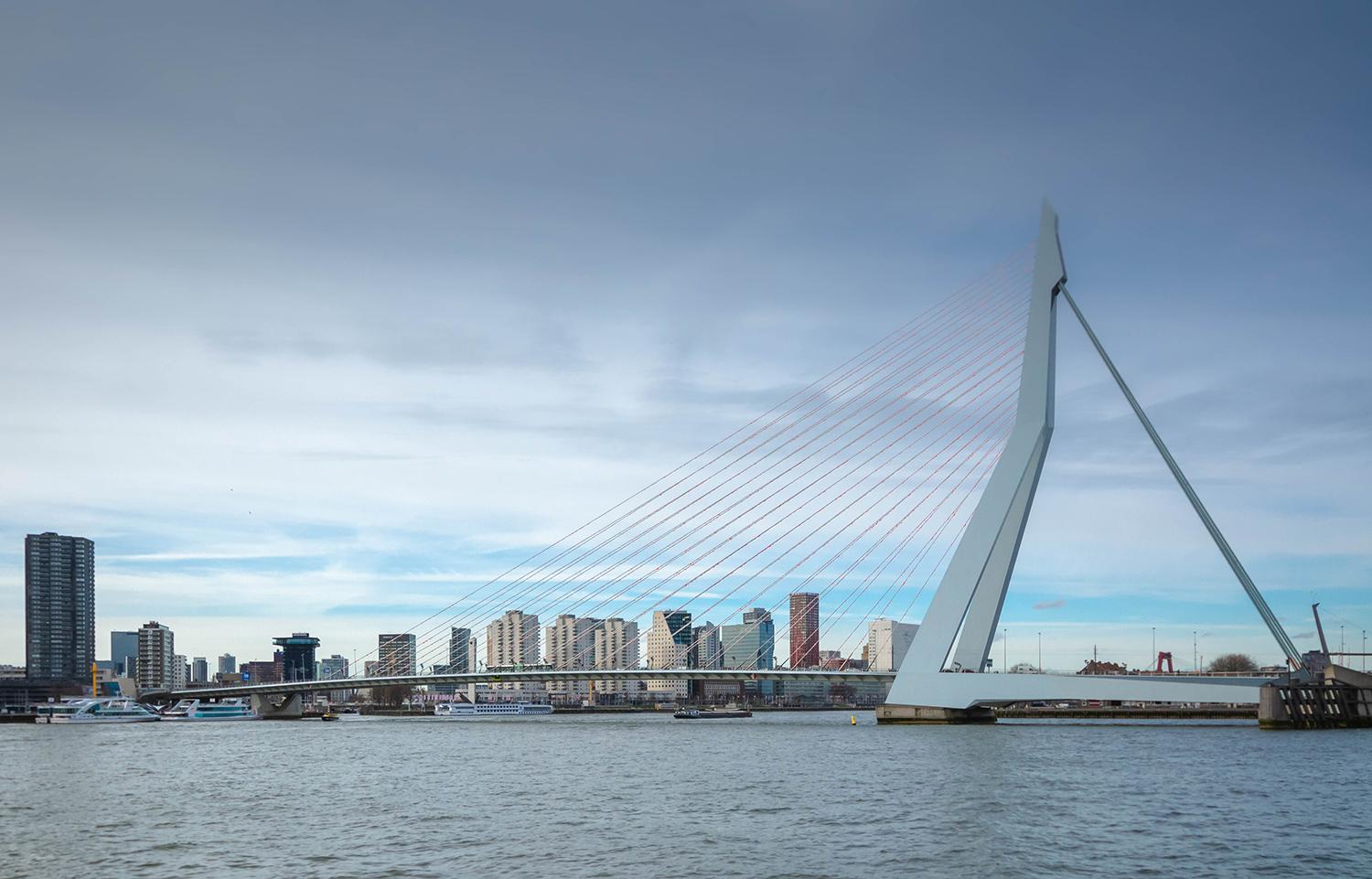 Erasmusbrücke in Rotterdam - Zuid-Holland