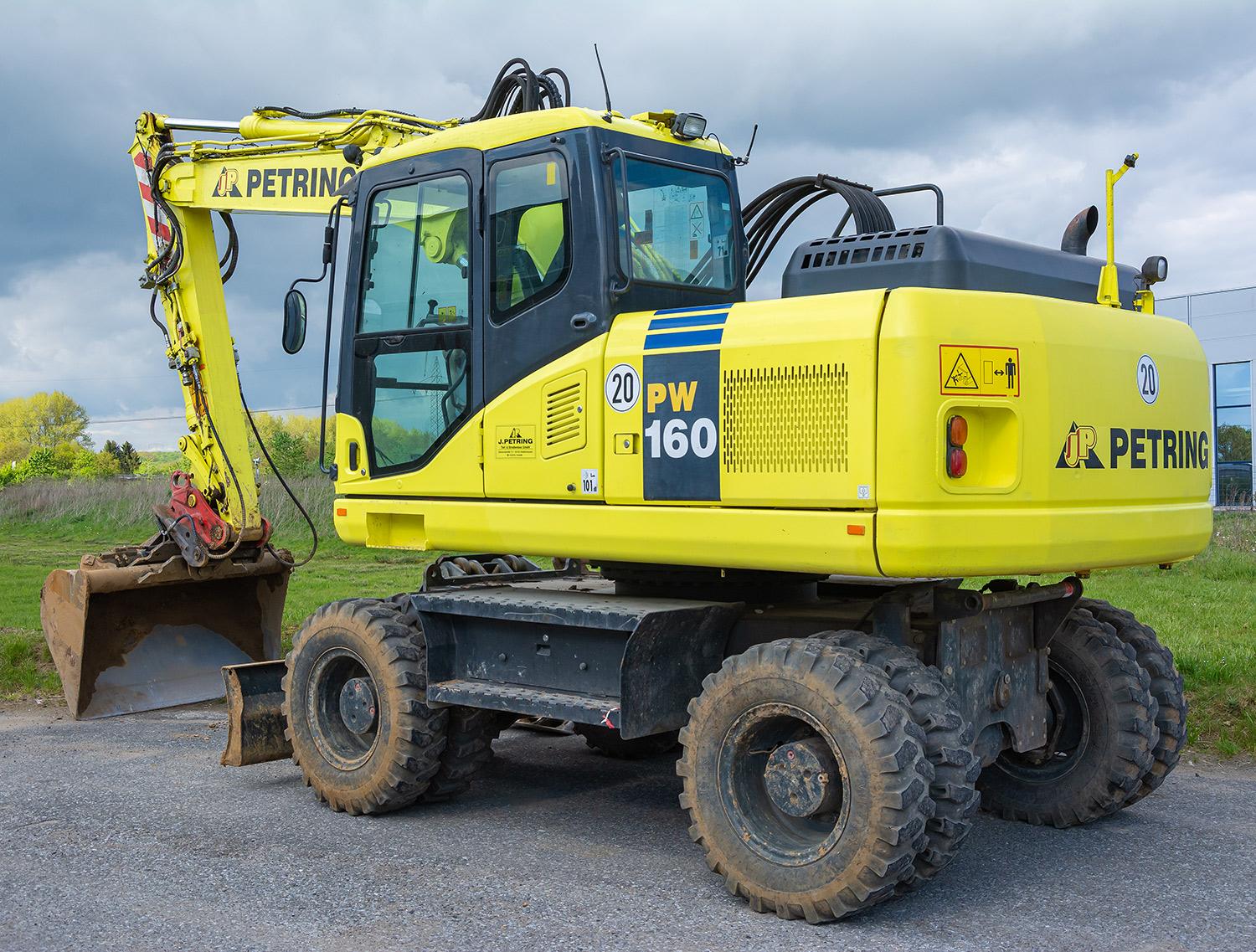 Komatsu Mobilbagger PW160