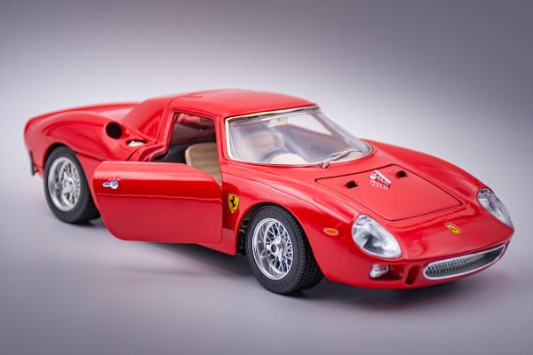 Bburago - Ferrari 250 Le Mans (1965)