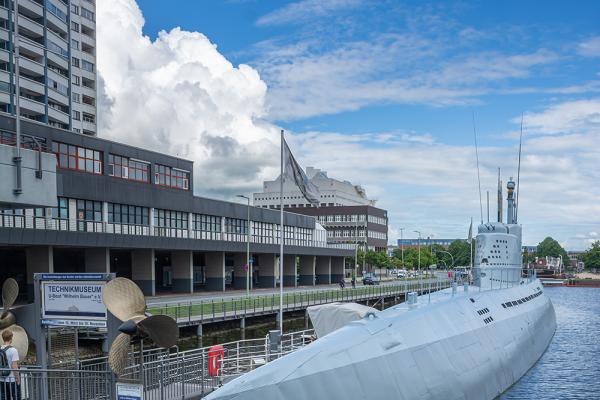 U-Boot Wilhelm Bauer (Vorderseite) - Bremerhafen
