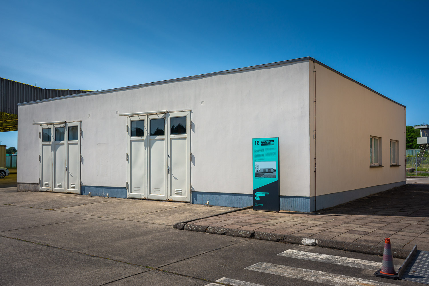 Kontroll- und Übergabegarage