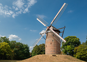 Die Geismühle an der BAB 57 in NRW