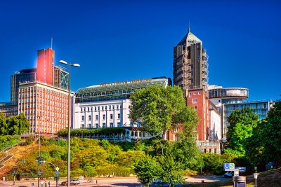 Surreal: Rotes Leuchten